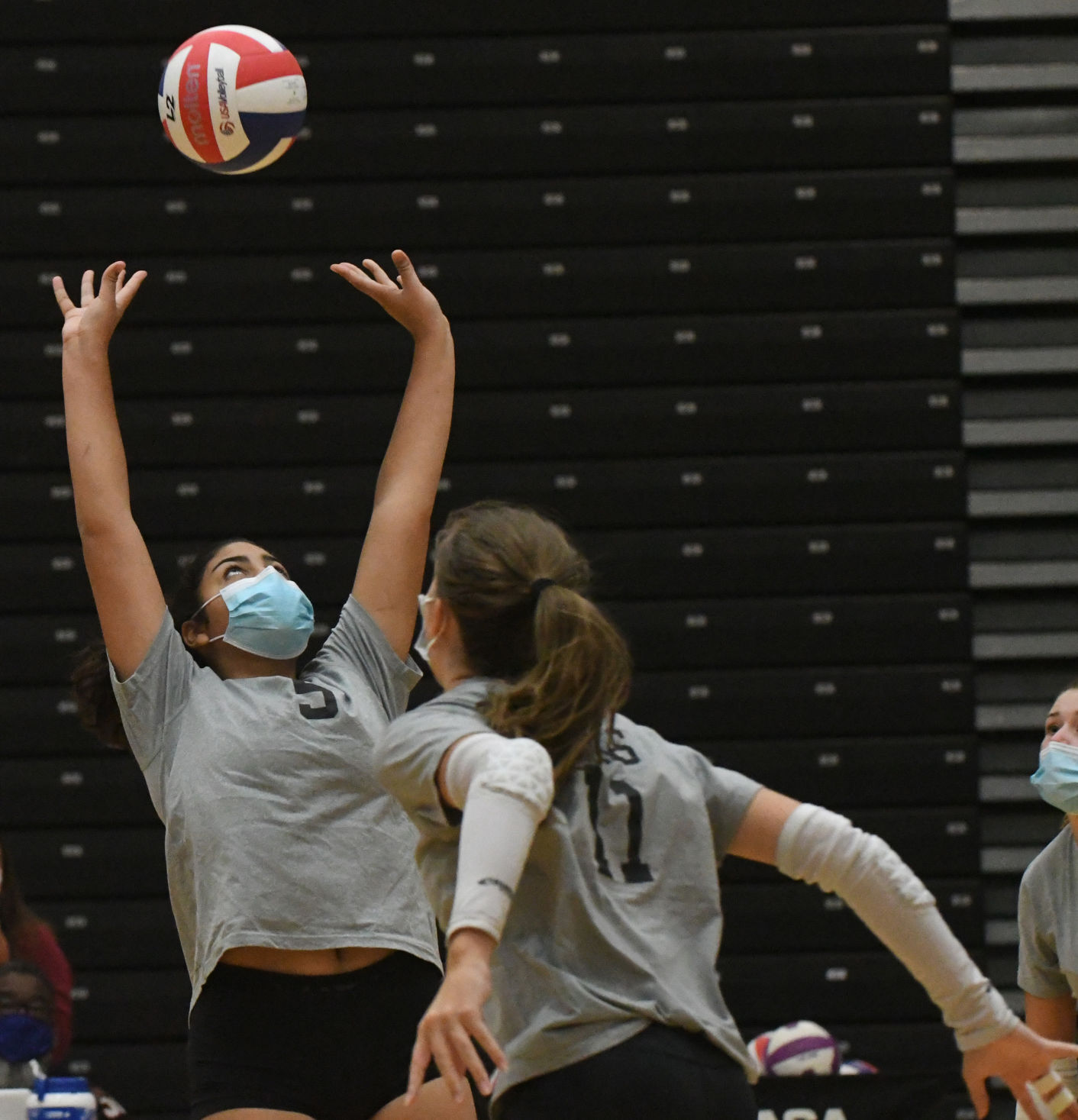 Girls Vball 5